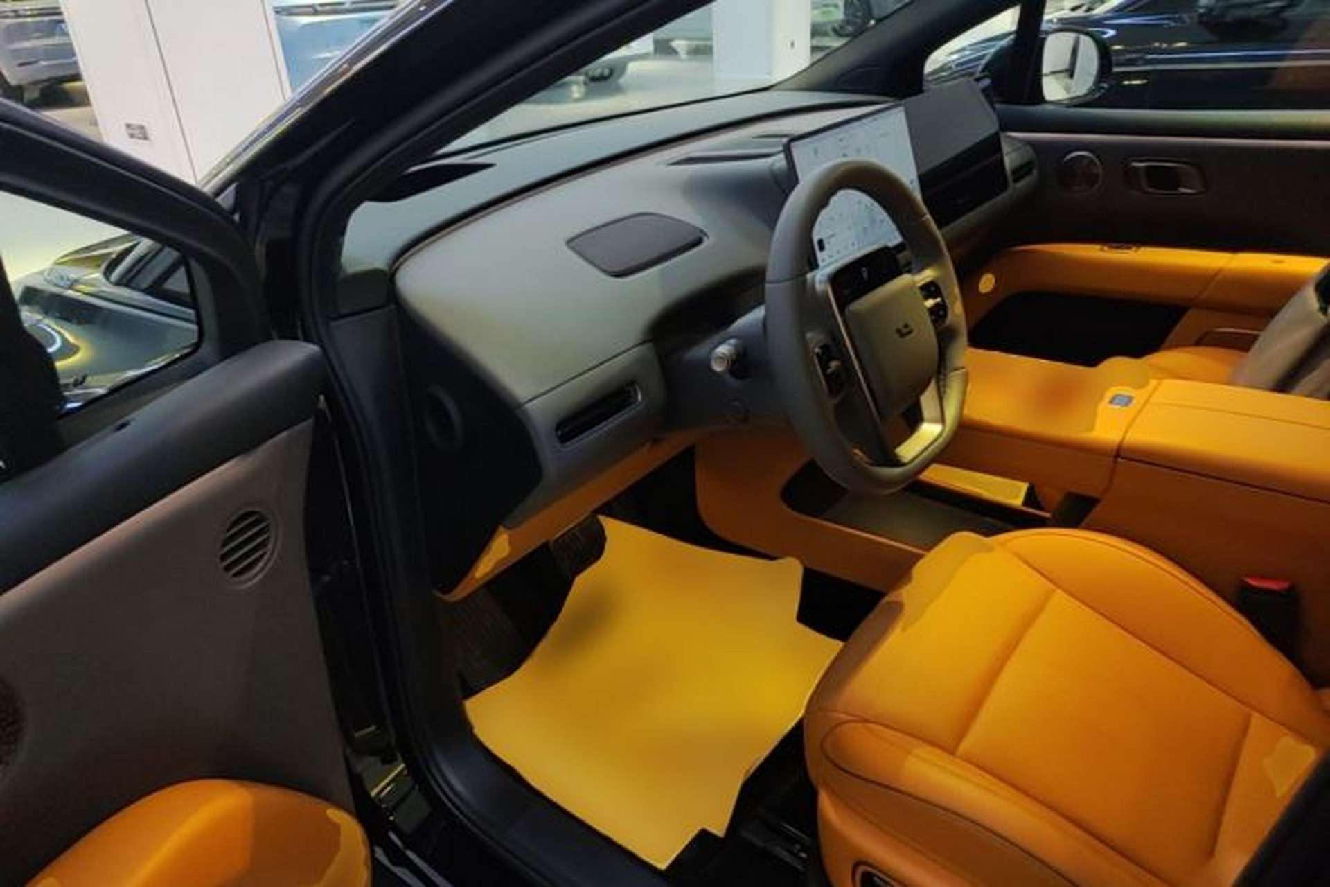 Used Li Auto i6 2025 Model Four-Wheel-Drive Standard Type Driver Seat