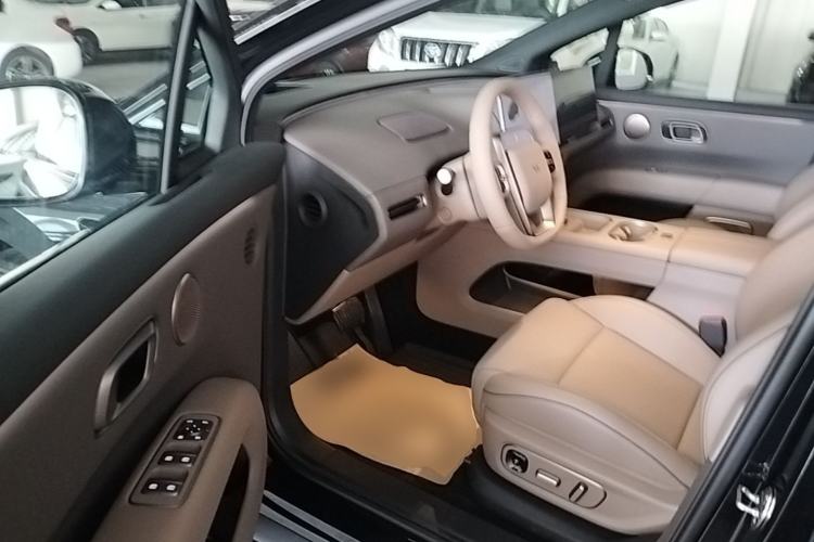 Used Li Auto i6 2025 Model Two-Wheel-Drive Standard Type Driver Seat