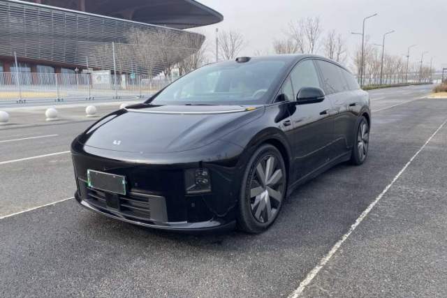 Used Li Auto i6 2025 Model Four-Wheel-Drive Standard Type