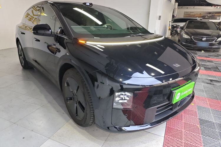 Used Li Auto i6 2025 Model Two-Wheel-Drive Standard Type Exterior 2