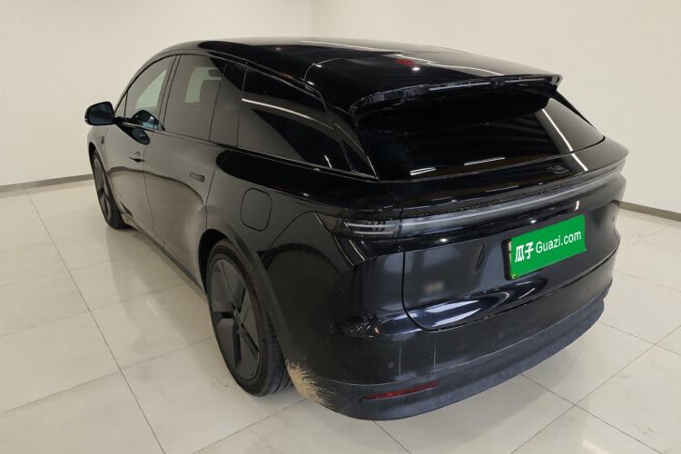 Used Li Auto i6 2025 Model Four-Wheel-Drive Standard Type Exterior 3