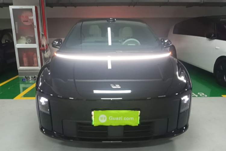 Used Li Auto i6 2025 Model Two-Wheel-Drive Standard Type Front