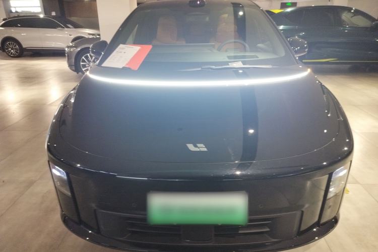 Used Li Auto i6 2025 Model Four-Wheel-Drive Standard Type Front