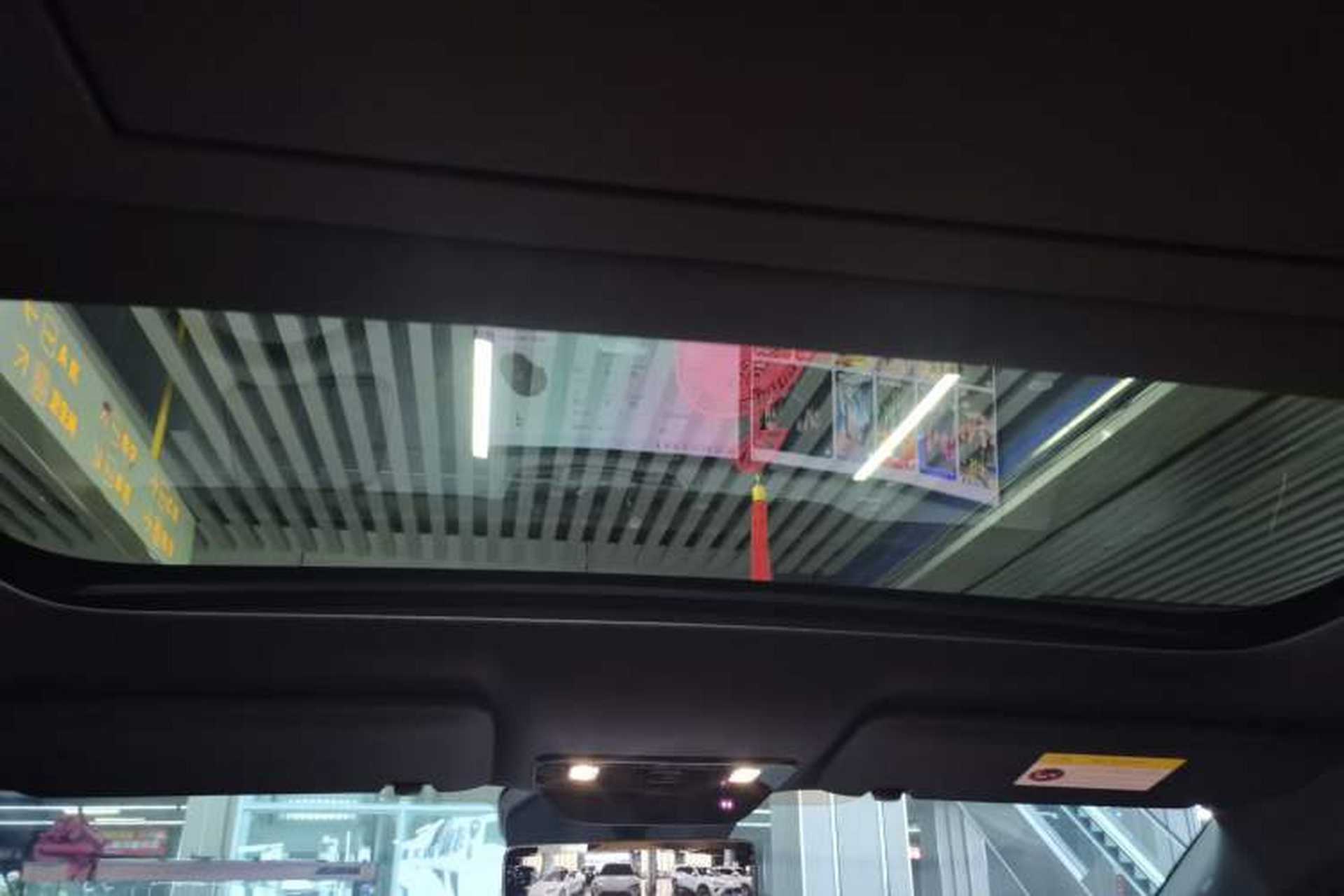 Used Li Auto i6 2025 Model Four-Wheel-Drive Standard Type Headliner