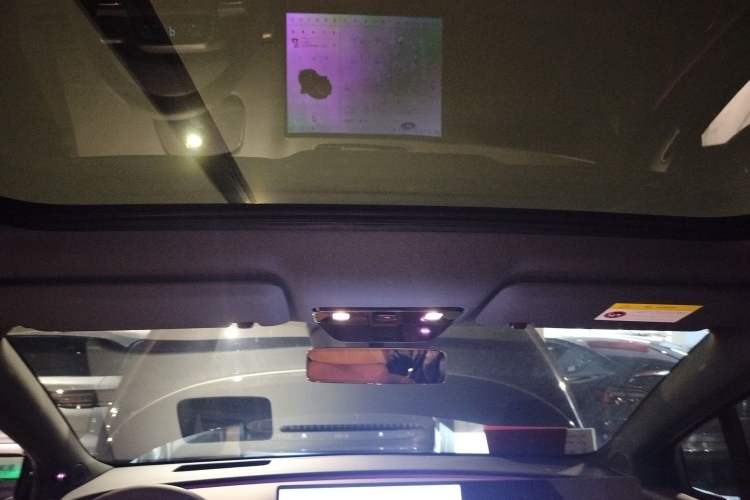 Used Li Auto i6 2025 Model Four-Wheel-Drive Standard Type Headliner