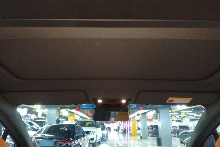 Used Li Auto i6 2025 Model Four-Wheel-Drive Standard Type Headliner