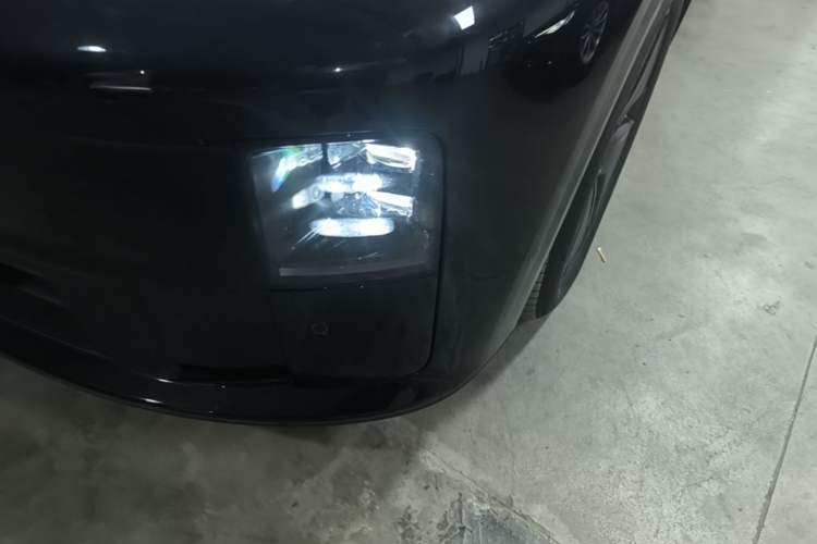 Used Li Auto i6 2025 Model Two-Wheel-Drive Standard Type Left Front Headlight