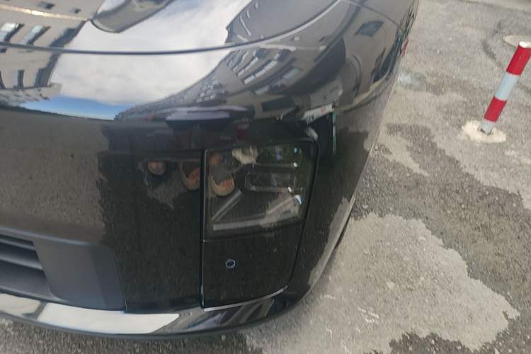 Used Li Auto i6 2025 Model Two-Wheel-Drive Standard Type Left Front Headlight