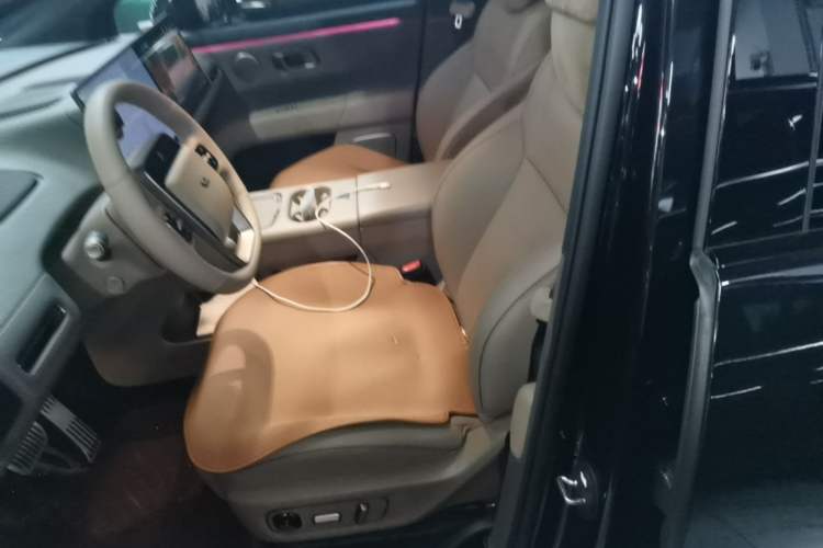 Used Li Auto i6 2025 Model Two-Wheel-Drive Standard Type Left Front Seat