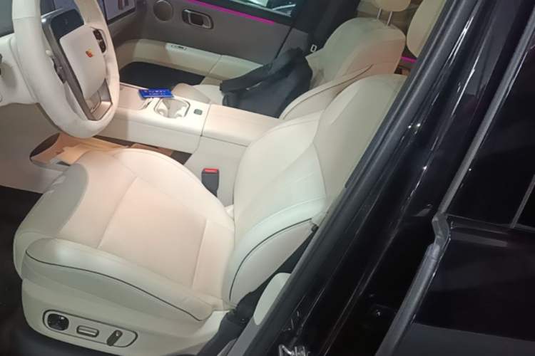 Used Li Auto i6 2025 Model Two-Wheel-Drive Standard Type Left Front Seat
