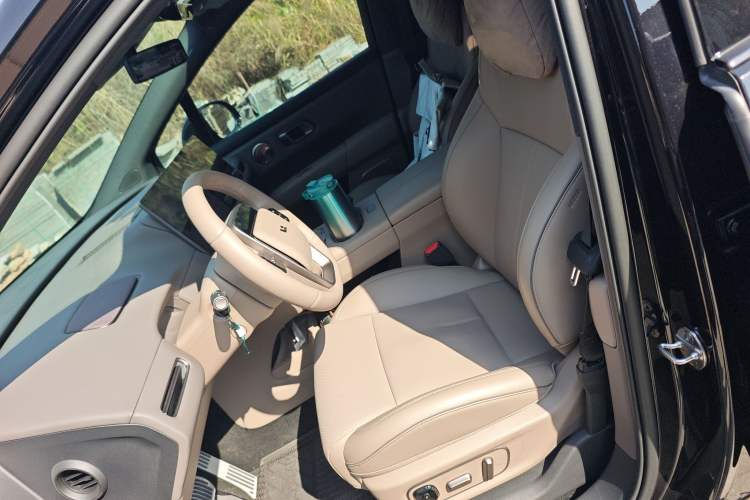Used Li Auto i6 2025 Model Four-Wheel-Drive Standard Type Left Front Seat