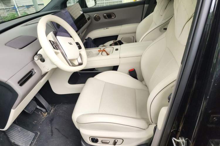 Used Li Auto i6 2025 Model Two-Wheel-Drive Standard Type Left Front Seat