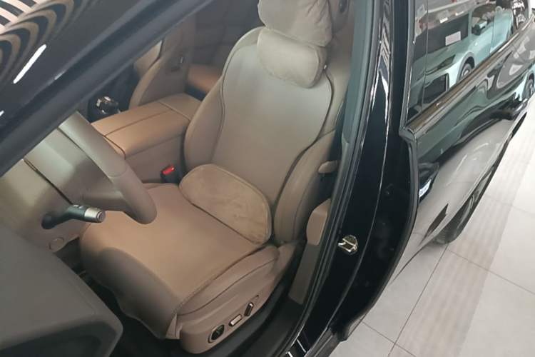 Used Li Auto i6 2025 Model Two-Wheel-Drive Standard Type Left Front Seat