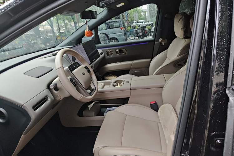 Used Li Auto i6 2025 Model Two-Wheel-Drive Standard Type Left Front Seat
