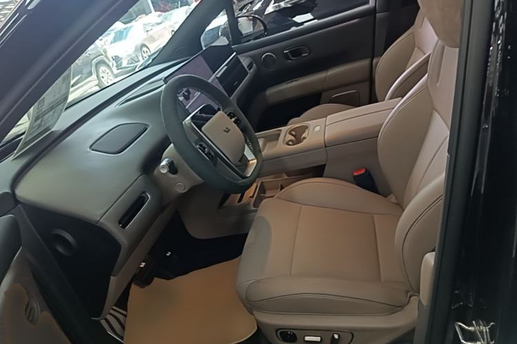 Used Li Auto i6 2025 Model Four-Wheel-Drive Standard Type Left Front Seat