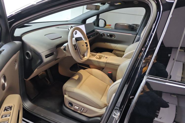 Used Li Auto i6 2025 Model Two-Wheel-Drive Standard Type Left Front Seat