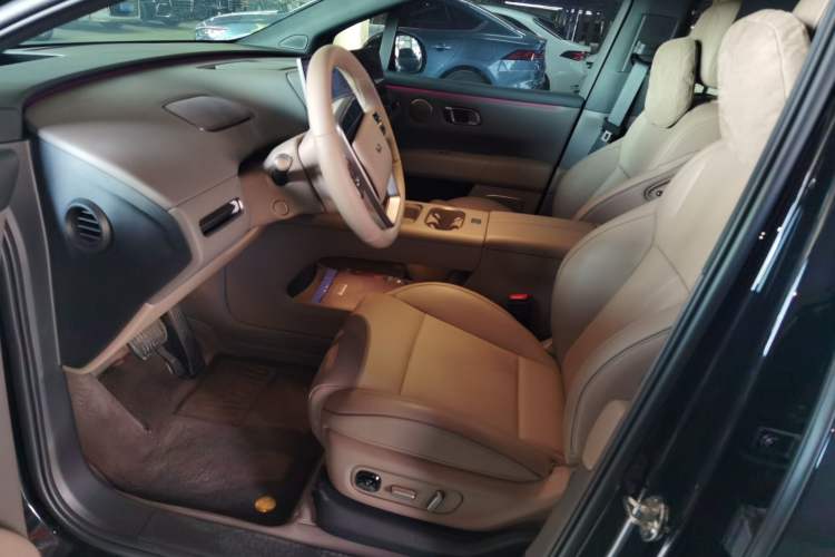 Used Li Auto i6 2025 Model Four-Wheel-Drive Standard Type Left Front Seat