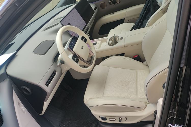 Used Li Auto i6 2025 Model Two-Wheel-Drive Standard Type Left Front Seat