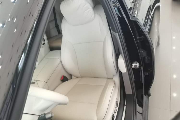 Used Li Auto i6 2025 Model Two-Wheel-Drive Standard Type Left Front Seat