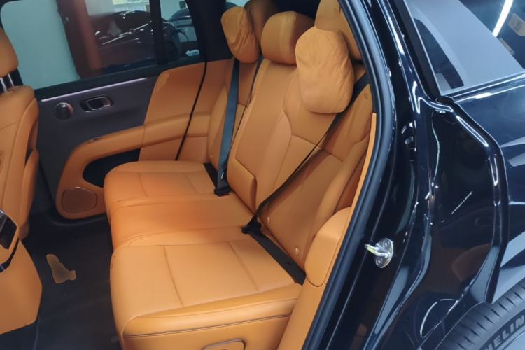 Used Li Auto i6 2025 Model Four-Wheel-Drive Standard Type Left Rear Seat
