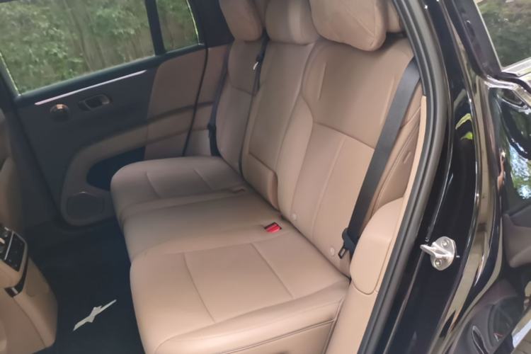 Used Li Auto i6 2025 Model Four-Wheel-Drive Standard Type Left Rear Seat