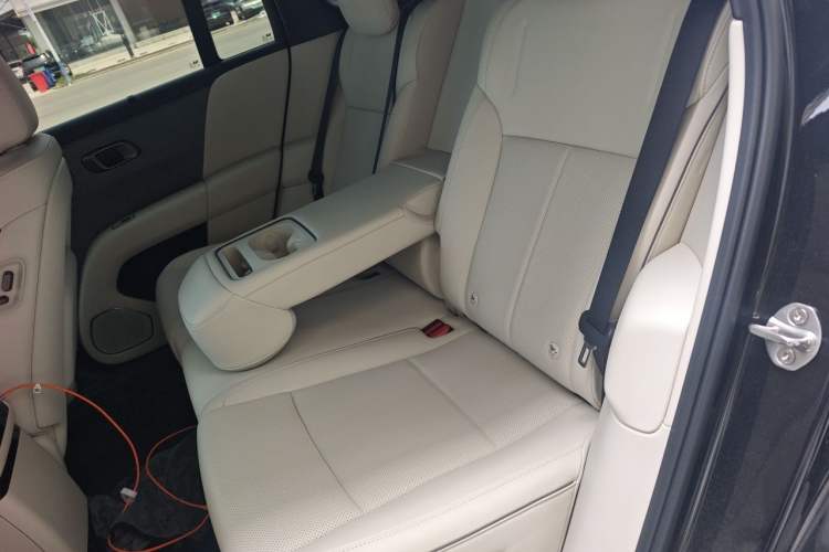 Used Li Auto i6 2025 Model Two-Wheel-Drive Standard Type Left Rear Seat