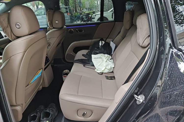 Used Li Auto i6 2025 Model Two-Wheel-Drive Standard Type Left Rear Seat