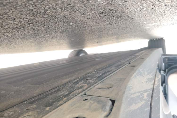 Used Li Auto i6 2025 Model Two-Wheel-Drive Standard Type Left Side Sill