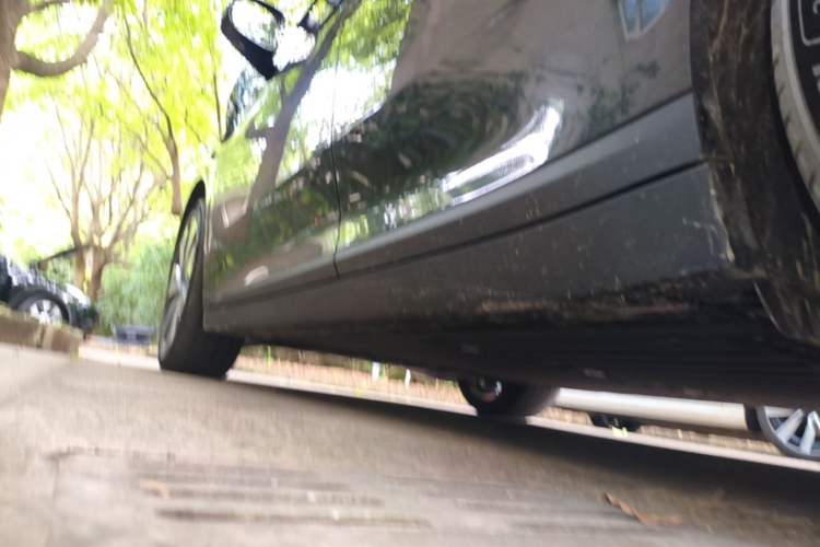 Used Li Auto i6 2025 Model Four-Wheel-Drive Standard Type Left Side Sill
