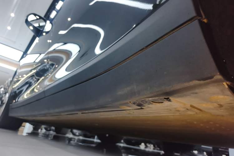 Used Li Auto i6 2025 Model Four-Wheel-Drive Standard Type Left Side Sill