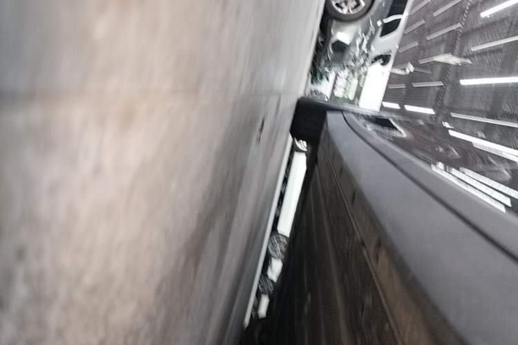 Used Li Auto i6 2025 Model Two-Wheel-Drive Standard Type Left Side Sill