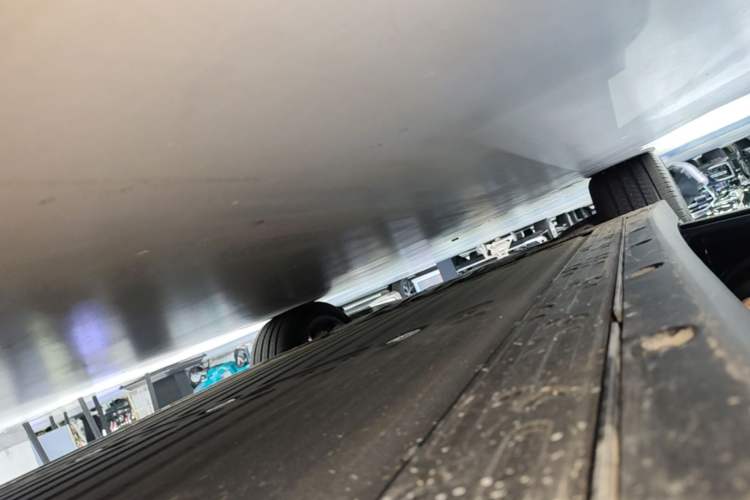 Used Li Auto i6 2025 Model Two-Wheel-Drive Standard Type Left Side Sill