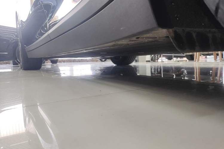 Used Li Auto i6 2025 Model Two-Wheel-Drive Standard Type Left Side Sill