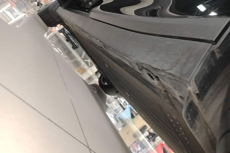 Used Li Auto i6 2025 Model Four-Wheel-Drive Standard Type Left Side Sill