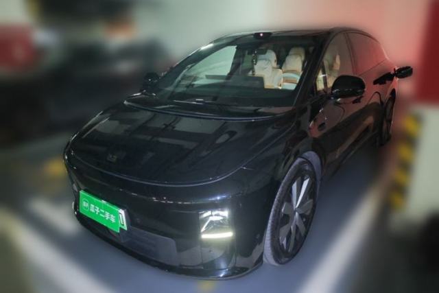 Used Li Auto i6 2025 Model Four-Wheel-Drive Standard Type