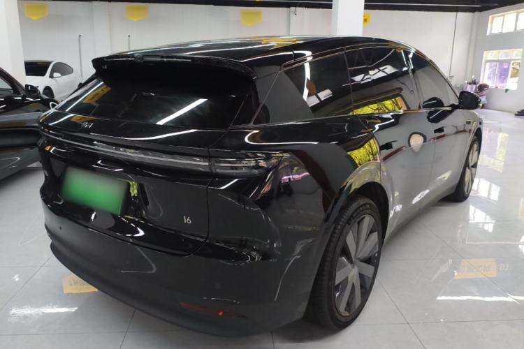 Used Li Auto i6 2025 Model Four-Wheel-Drive Standard Type Rear Right 45 Deg