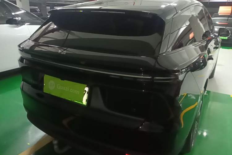 Used Li Auto i6 2025 Model Two-Wheel-Drive Standard Type Rear Right 45 Deg