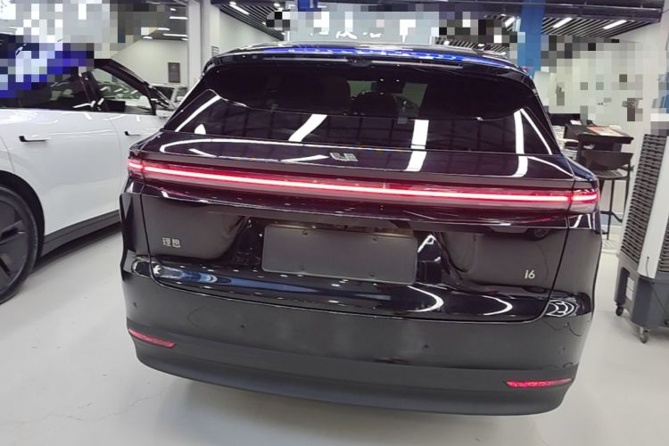 Used Li Auto i6 2025 Model Two-Wheel-Drive Standard Type Rear