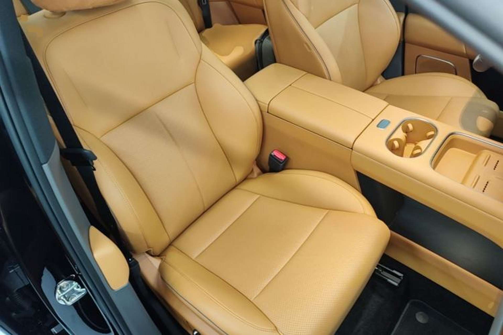 Used Li Auto i6 2025 Model Two-Wheel-Drive Standard Type Right Front Seat