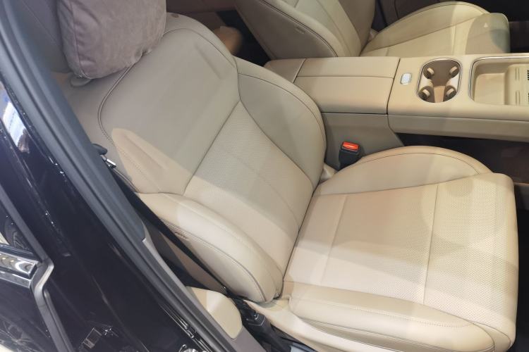 Used Li Auto i6 2025 Model Two-Wheel-Drive Standard Type Right Front Seat