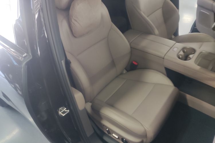 Used Li Auto i6 2025 Model Two-Wheel-Drive Standard Type Right Front Seat