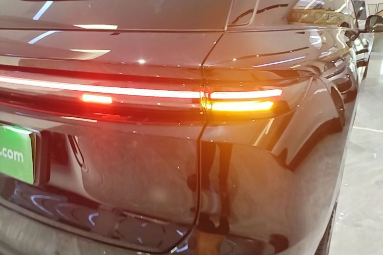 Used Li Auto i6 2025 Model Two-Wheel-Drive Standard Type Right Rear Taillight