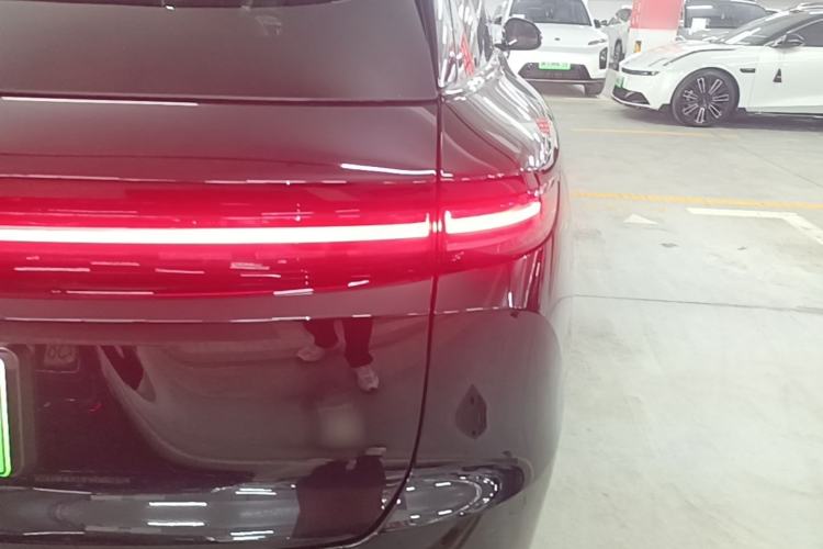 Used Li Auto i6 2025 Model Two-Wheel-Drive Standard Type Right Rear Taillight