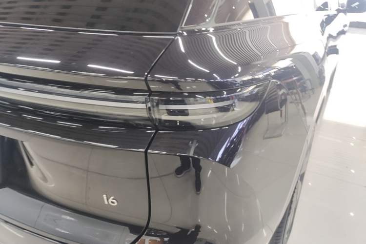 Used Li Auto i6 2025 Model Two-Wheel-Drive Standard Type Right Rear Taillight