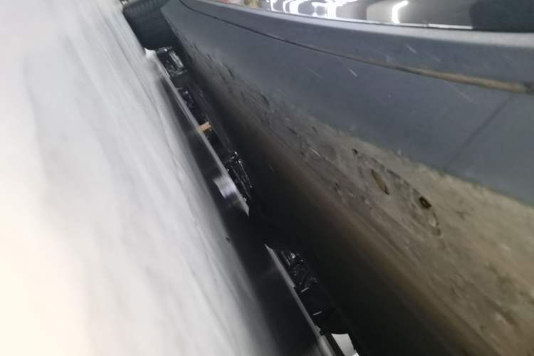 Used Li Auto i6 2025 Model Two-Wheel-Drive Standard Type Right Side Sill