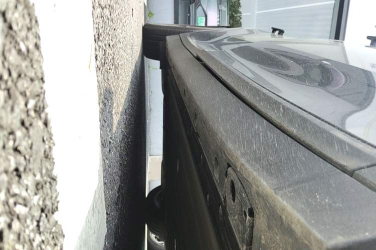 Used Li Auto i6 2025 Model Two-Wheel-Drive Standard Type Right Side Sill