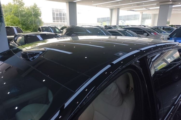 Used Li Auto i6 2025 Model Four-Wheel-Drive Standard Type Roof