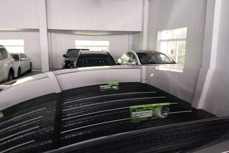 Used Li Auto i6 2025 Model Two-Wheel-Drive Standard Type Roof