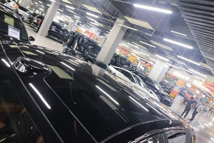 Used Li Auto i6 2025 Model Two-Wheel-Drive Standard Type Roof