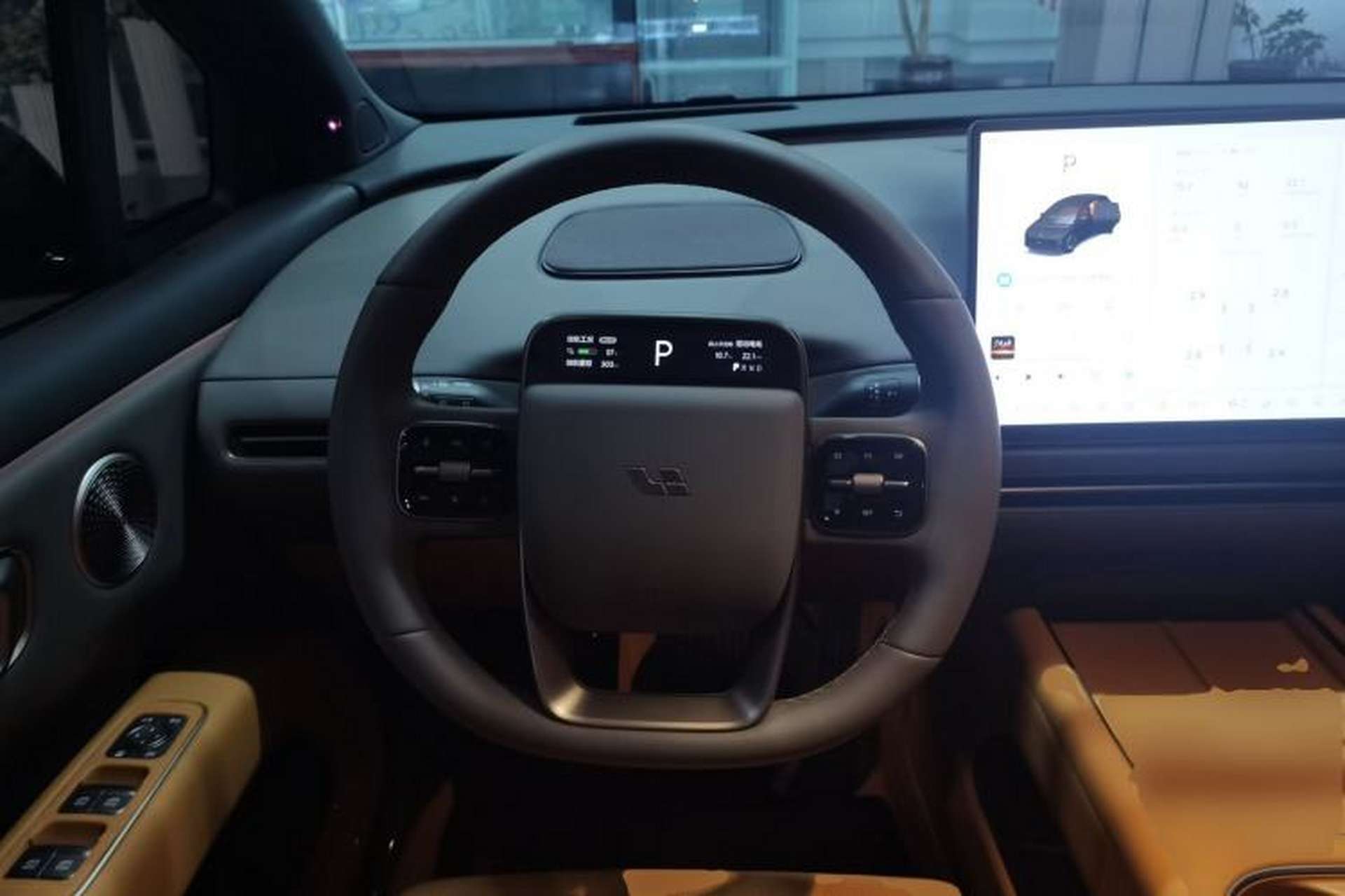 Used Li Auto i6 2025 Model Four-Wheel-Drive Standard Type Steering Wheel